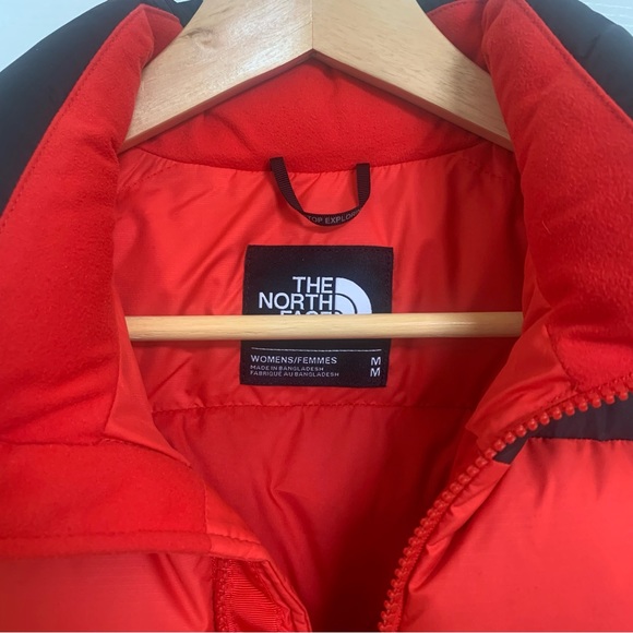 North Face 700 red puffer vest - Picture 6 of 6